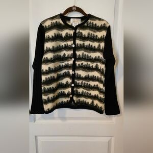 Vintage Tally Ho Black and Cream Women's Sweater